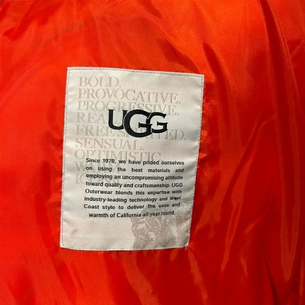 Women’s UGG water, resistant puffer, jacket, size large - Picture 4 of 9
